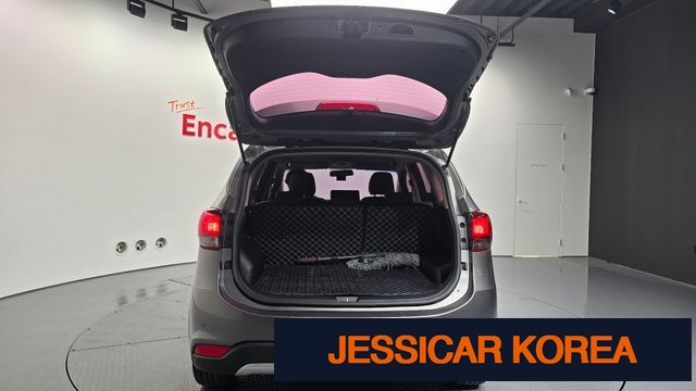 2018 Kia The New Karen's - Thumbnail 8