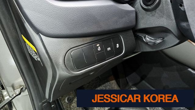 2018 Kia The New Karen's - Thumbnail 18