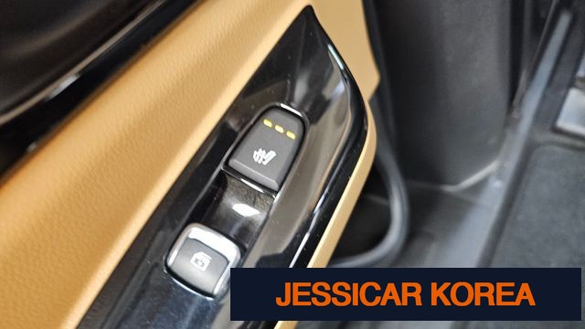 2021 Kia Carnival 4th Gen - Thumbnail 9