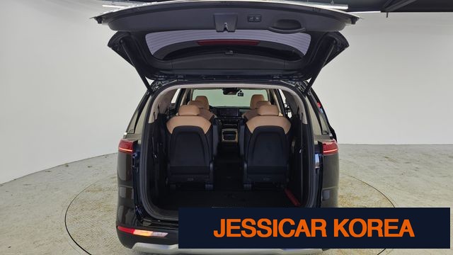 2021 Kia Carnival 4th Gen - Thumbnail 10
