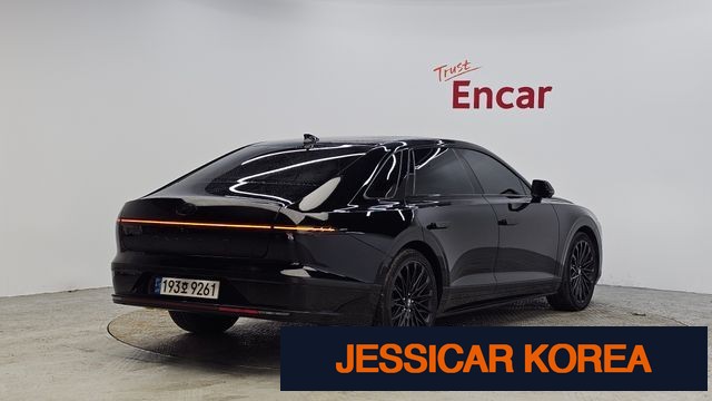 2023 Hyundai Grandeur (GN7) - Thumbnail 3