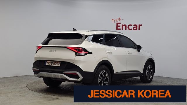 2022 Kia Sportage 5th Gen - Thumbnail 2