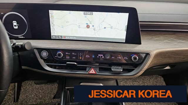 2023 Kia K8 - Thumbnail 2