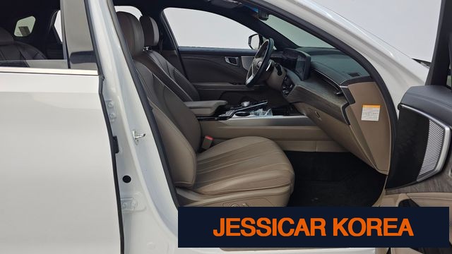 2023 Kia K8 Hybrid - Thumbnail 5