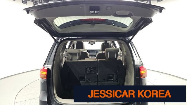 2017 Kia All New Carnival - Thumbnail 13
