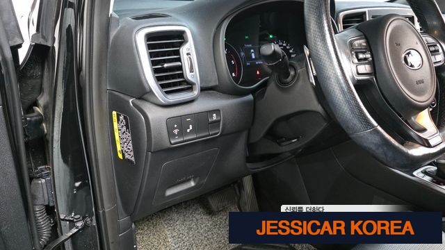 2018 Kia Sportage 4th generation - Thumbnail 2