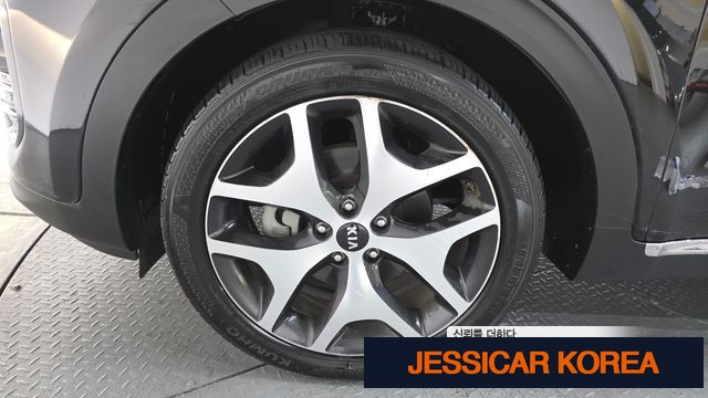 2018 Kia Sportage 4th generation - Thumbnail 3