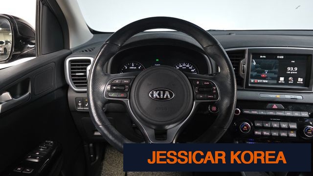 2018 Kia Sportage 4th generation - Thumbnail 2