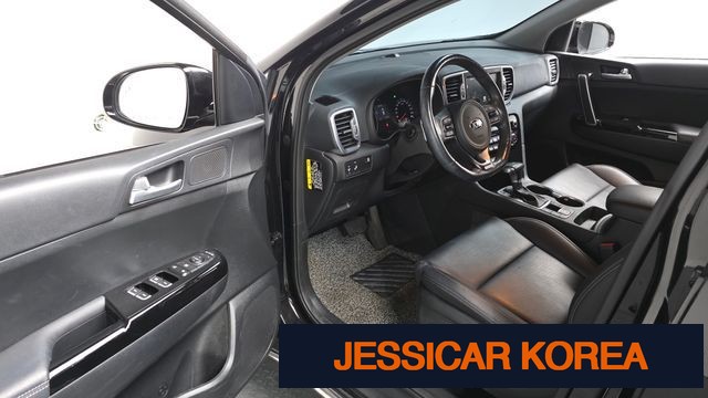 2018 Kia Sportage 4th generation - Thumbnail 3
