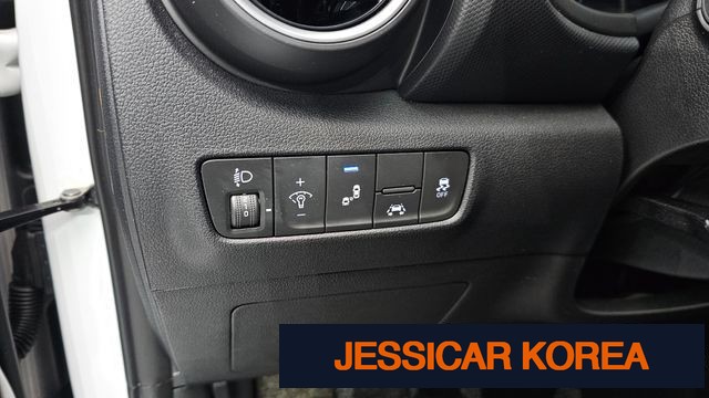 2020 Hyundai Kona - Thumbnail 2