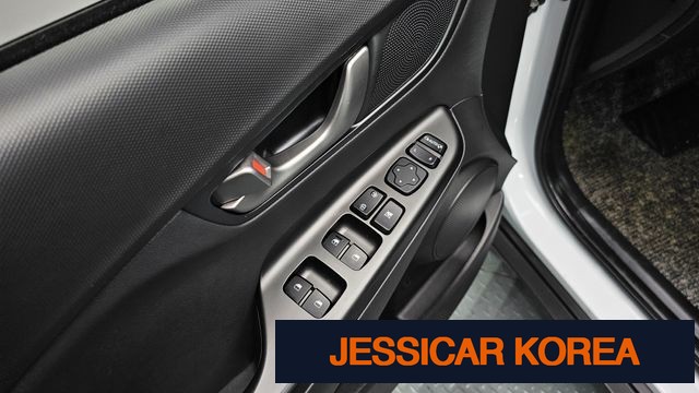 2020 Hyundai Kona - Thumbnail 3