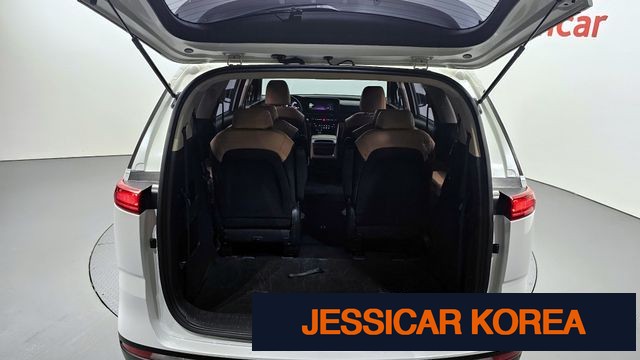 2023 Kia Carnival 4th Gen - Thumbnail 10