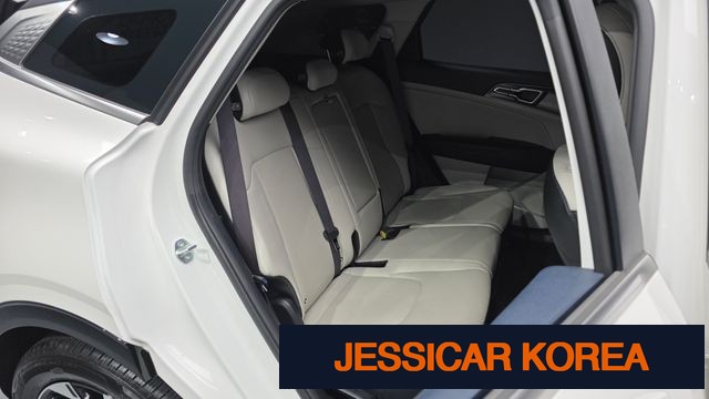 2023 Kia Sportage 5th Gen - Thumbnail 10