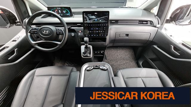 2025 Hyundai Staria - Thumbnail 4
