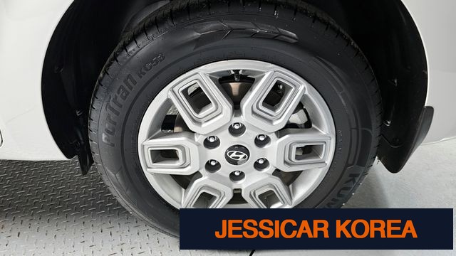 2025 Hyundai Staria - Thumbnail 15