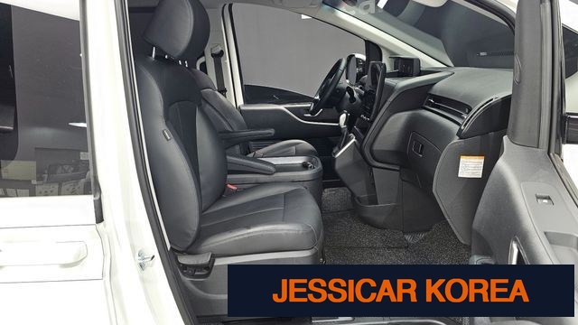 2025 Hyundai Staria - Thumbnail 19