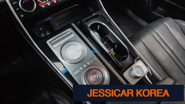 2021 Genesis GV80 - Thumbnail 13