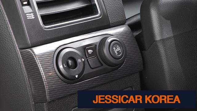 2013 Chevrolet Captiva - Thumbnail 4