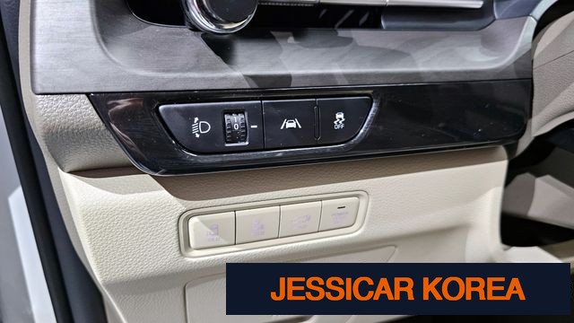 2023 Kia Carnival 4th Gen - Thumbnail 16