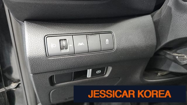 2021 Hyundai The New Santa Fe - Thumbnail 8