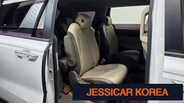 2021 Kia Carnival 4th Gen - Thumbnail 14