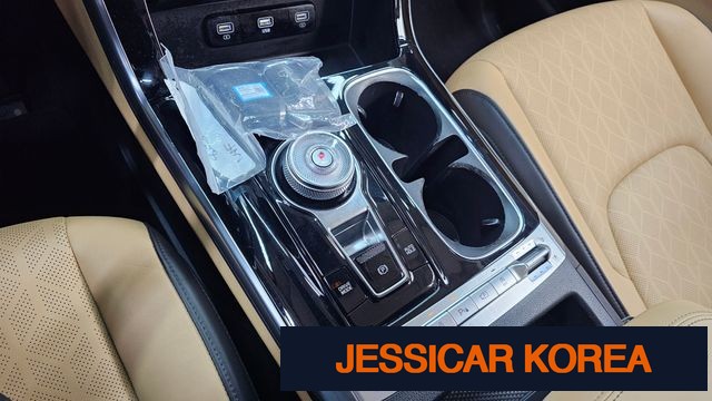 2021 Kia Carnival 4th Gen - Thumbnail 3