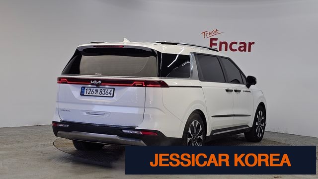 2023 Kia Carnival 4th Gen - Thumbnail 18