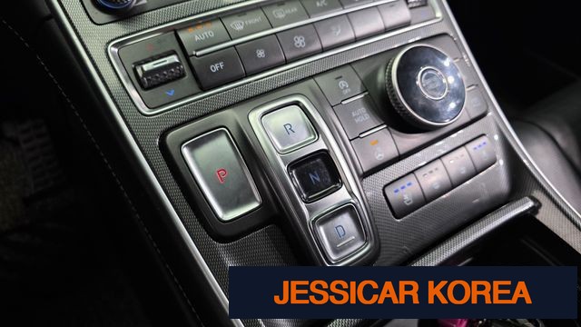 2021 Hyundai The New Santa Fe - Thumbnail 2