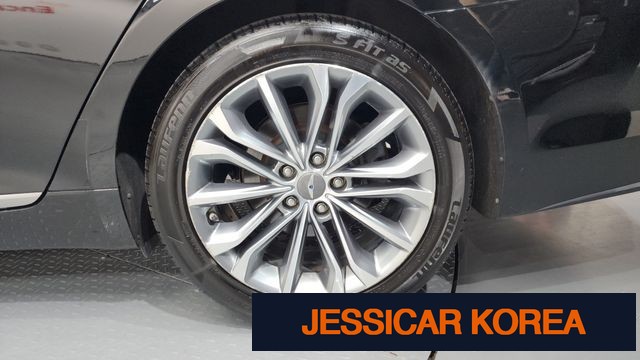 2016 Hyundai Genesis DH - Thumbnail 2