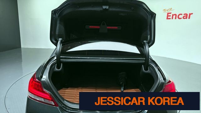 2018 Genesis G70 - Thumbnail 17