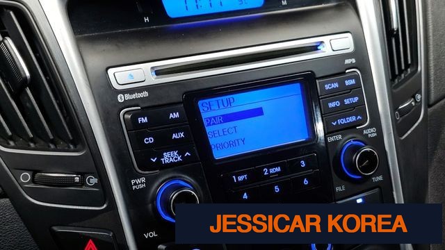 2011 Hyundai YF Sonata - Thumbnail 19