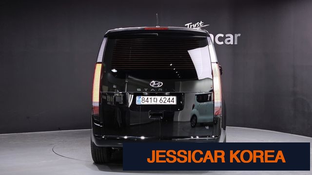 2024 Hyundai Staria - Thumbnail 12