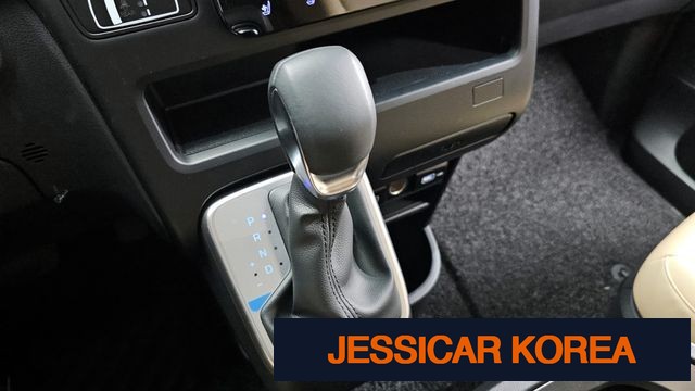 2024 Hyundai Staria - Thumbnail 20