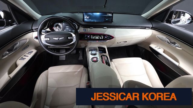 2024 Genesis GV70 - Thumbnail 2