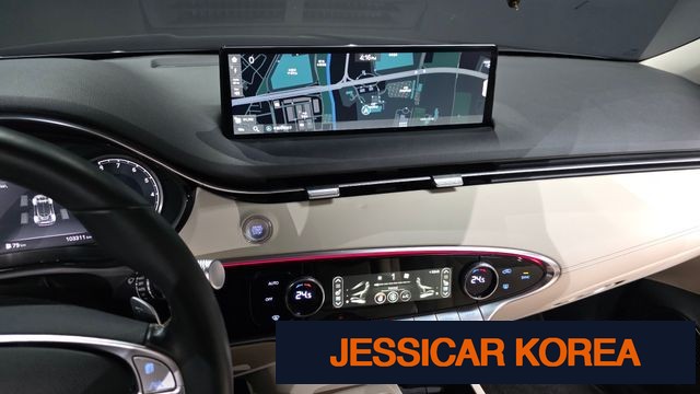 2024 Genesis GV70 - Thumbnail 6