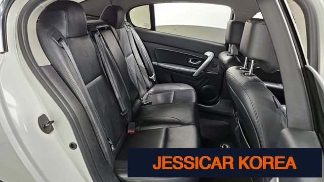 2012 Renault Korea New SM5 - Thumbnail 19