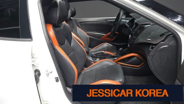 2016 Hyundai The New Veloster - Thumbnail 4