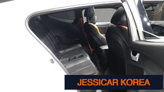 2016 Hyundai The New Veloster - Thumbnail 17