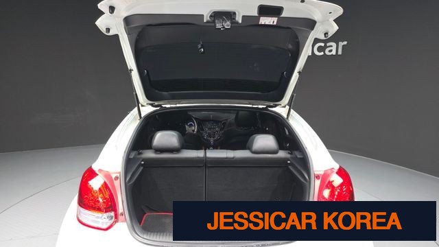 2016 Hyundai The New Veloster - Thumbnail 18