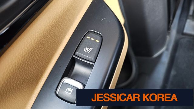 2021 Kia Carnival 4th Gen - Thumbnail 10