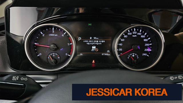 2021 Kia Carnival 4th Gen - Thumbnail 16