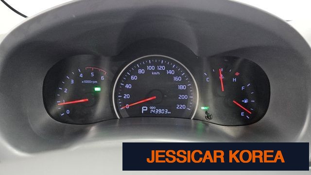 2013 Kia Carnival R - Thumbnail 18