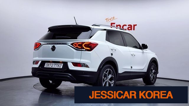 2022 KG Mobility Beautiful Korando - Thumbnail 9