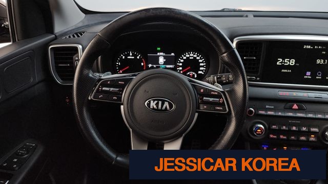 2022 Kia Sportage the bold - Thumbnail 2