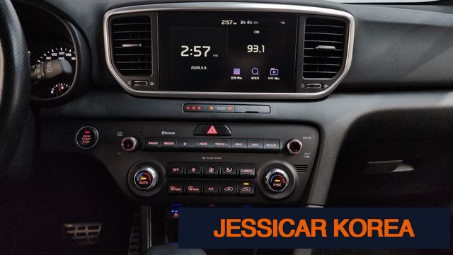2022 Kia Sportage the bold - Thumbnail 9