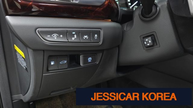 2018 Genesis EQ900 - Thumbnail 16