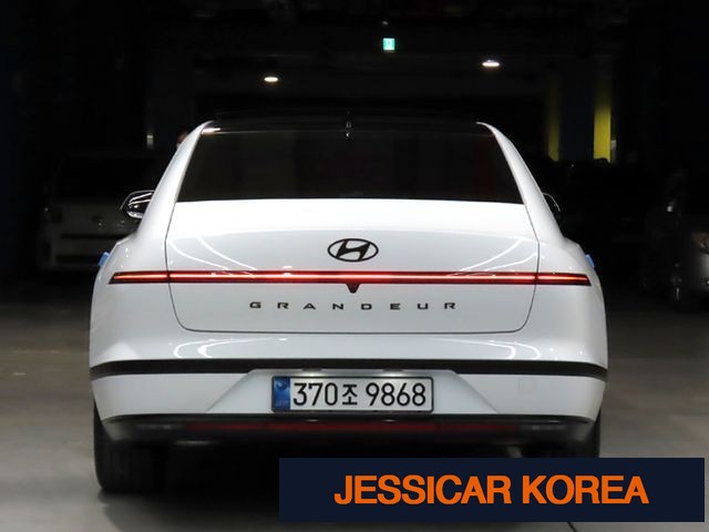 2026 Hyundai Grandeur (GN7) - Thumbnail 2