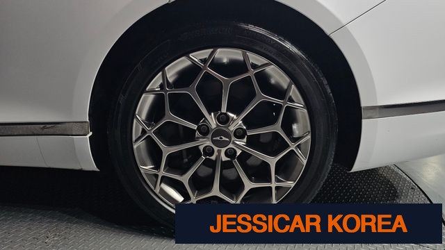 2022 Genesis G80 (RG3) - Thumbnail 13