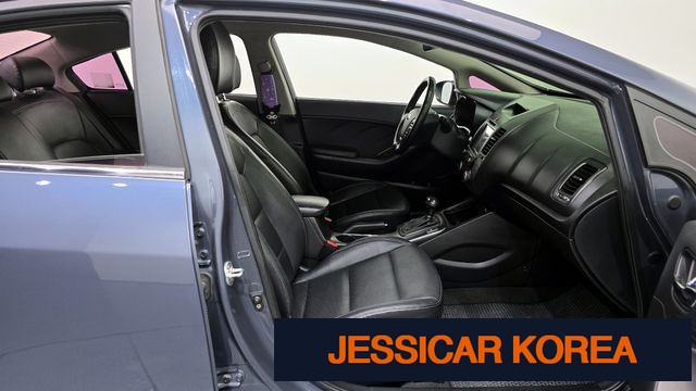 2014 Kia K3 - Thumbnail 7