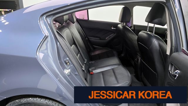 2014 Kia K3 - Thumbnail 9